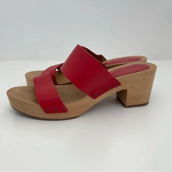 Red Leather Women's Sandals - Picture 6 of 13